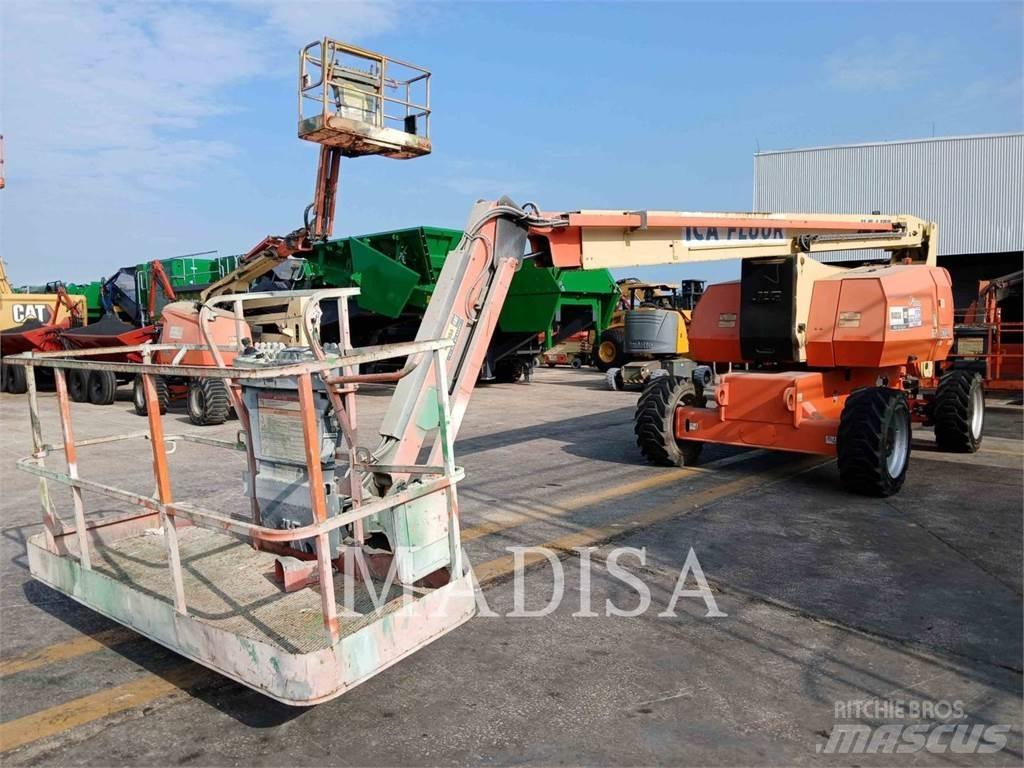 JLG 800 AJ Zglobne dvižne ploščadi