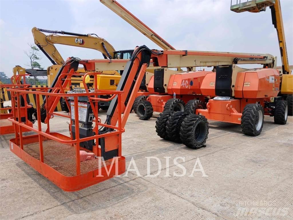 JLG 800 AJ Zglobne dvižne ploščadi