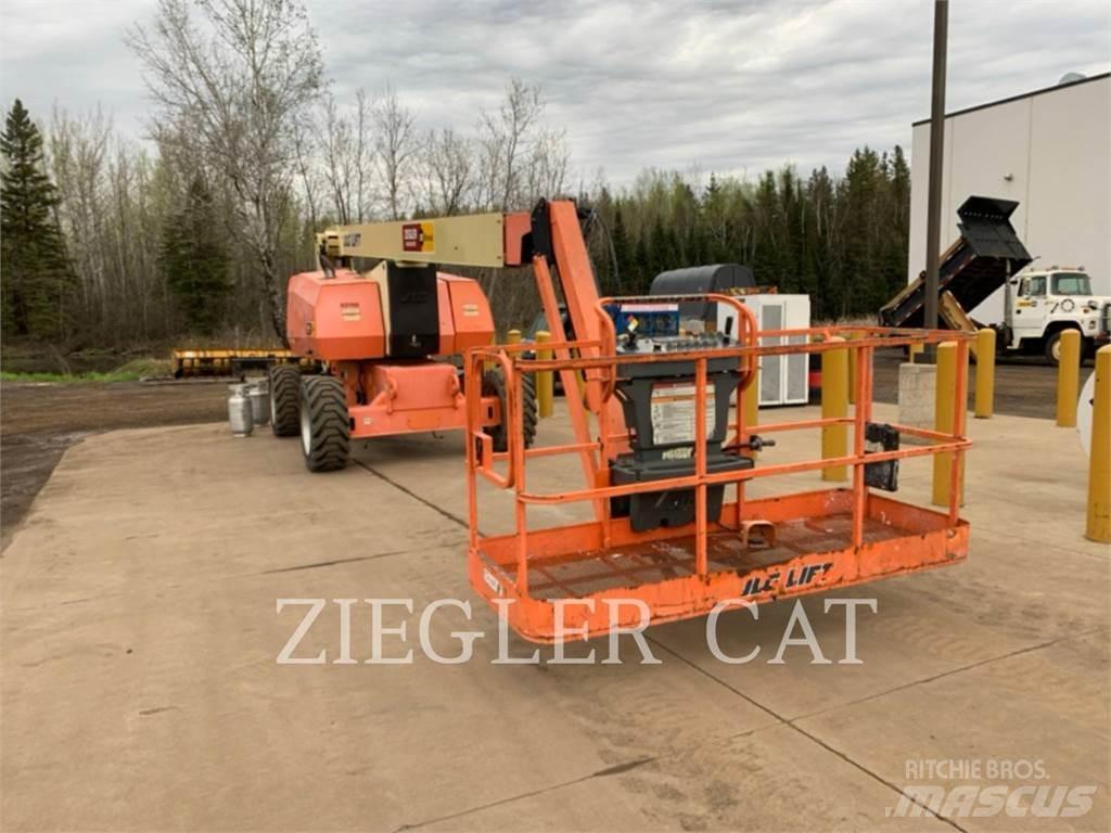 JLG 800AJ Zglobne dvižne ploščadi