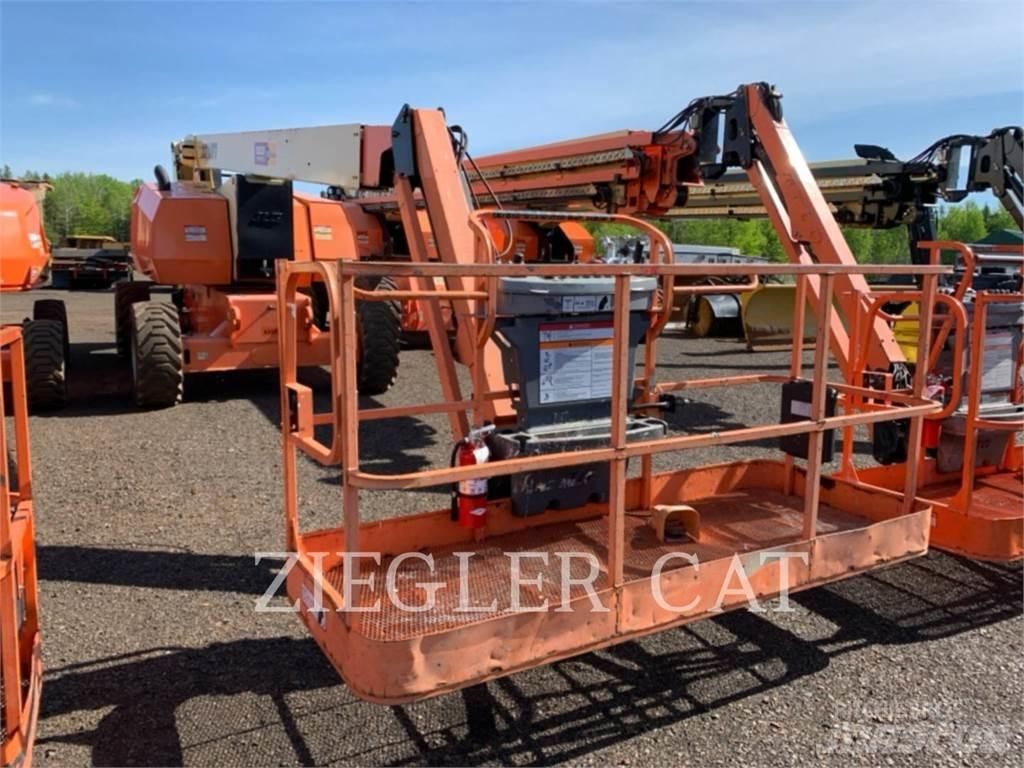 JLG 800AJ Zglobne dvižne ploščadi
