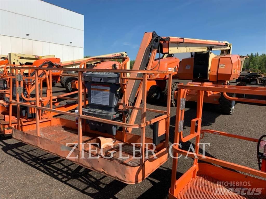 JLG 800AJ Zglobne dvižne ploščadi