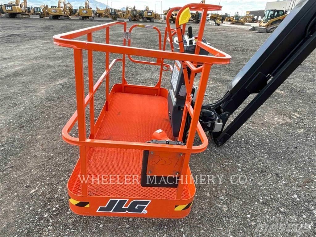 JLG 860SJ Zglobne dvižne ploščadi