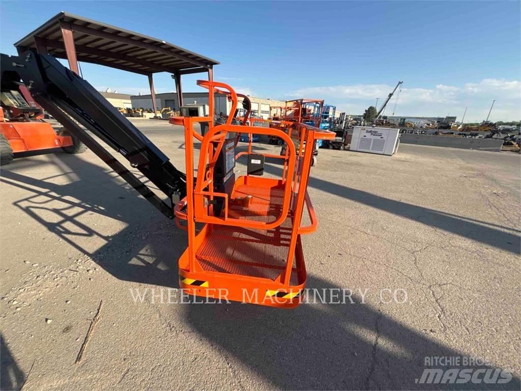 JLG 860SJ SP Zglobne dvižne ploščadi