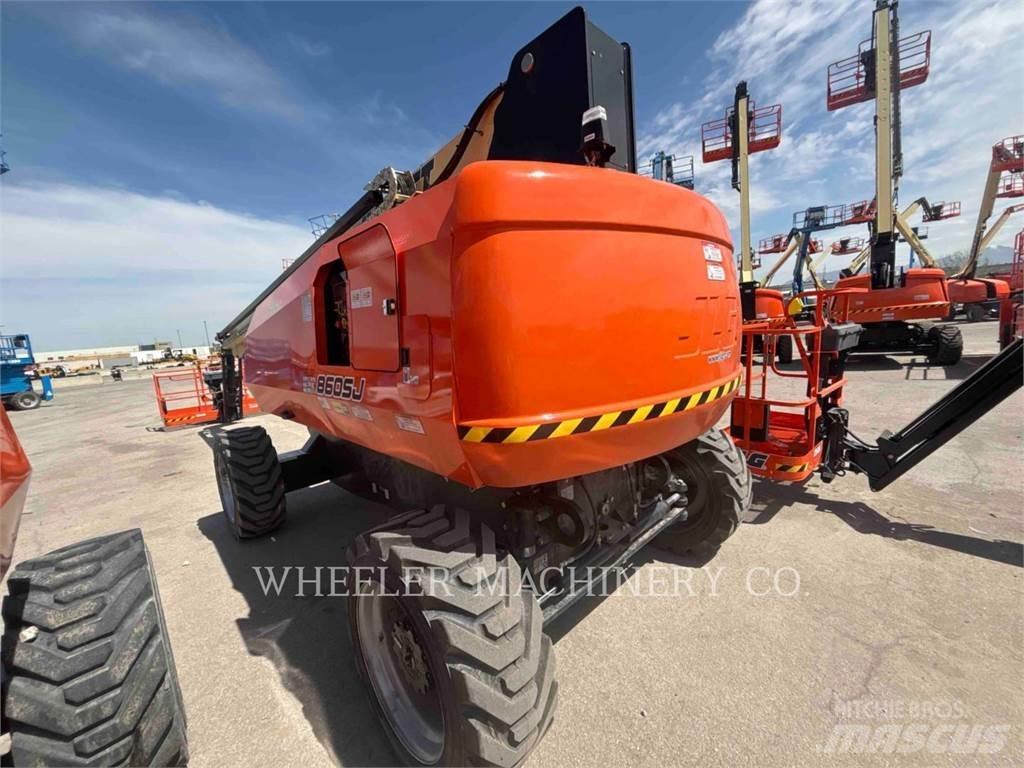 JLG 860SJ SP Zglobne dvižne ploščadi