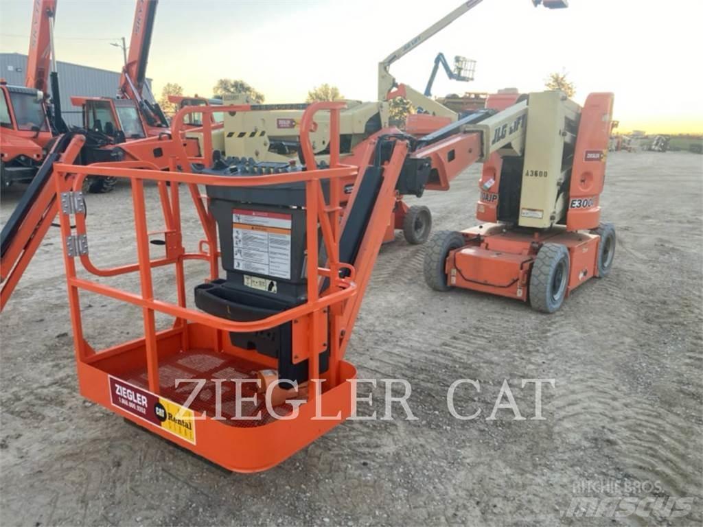 JLG E300AJP Zglobne dvižne ploščadi