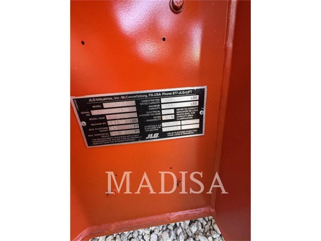 JLG E450AJ Zglobne dvižne ploščadi