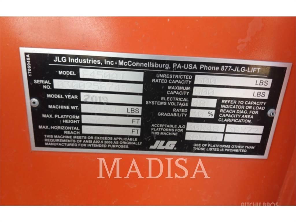 JLG E450AJ Zglobne dvižne ploščadi