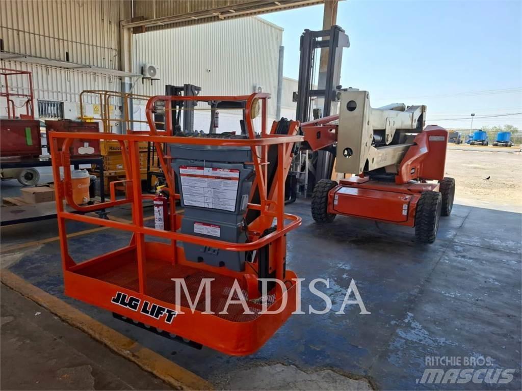 JLG E450AJ Zglobne dvižne ploščadi