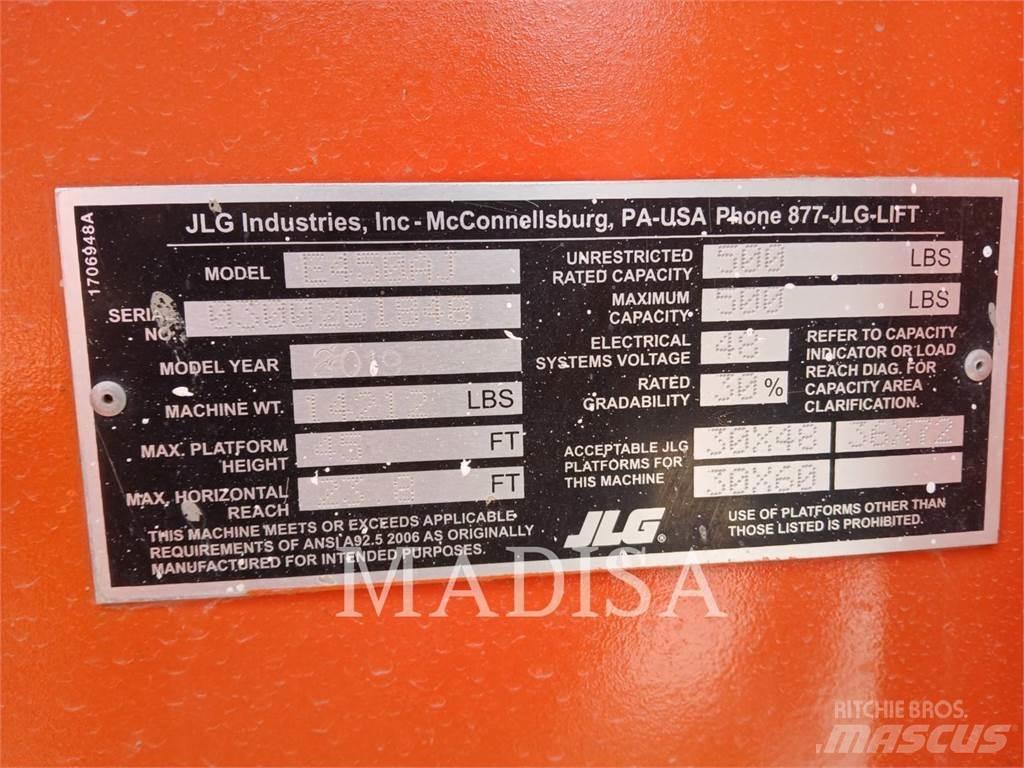 JLG E450AJ Zglobne dvižne ploščadi