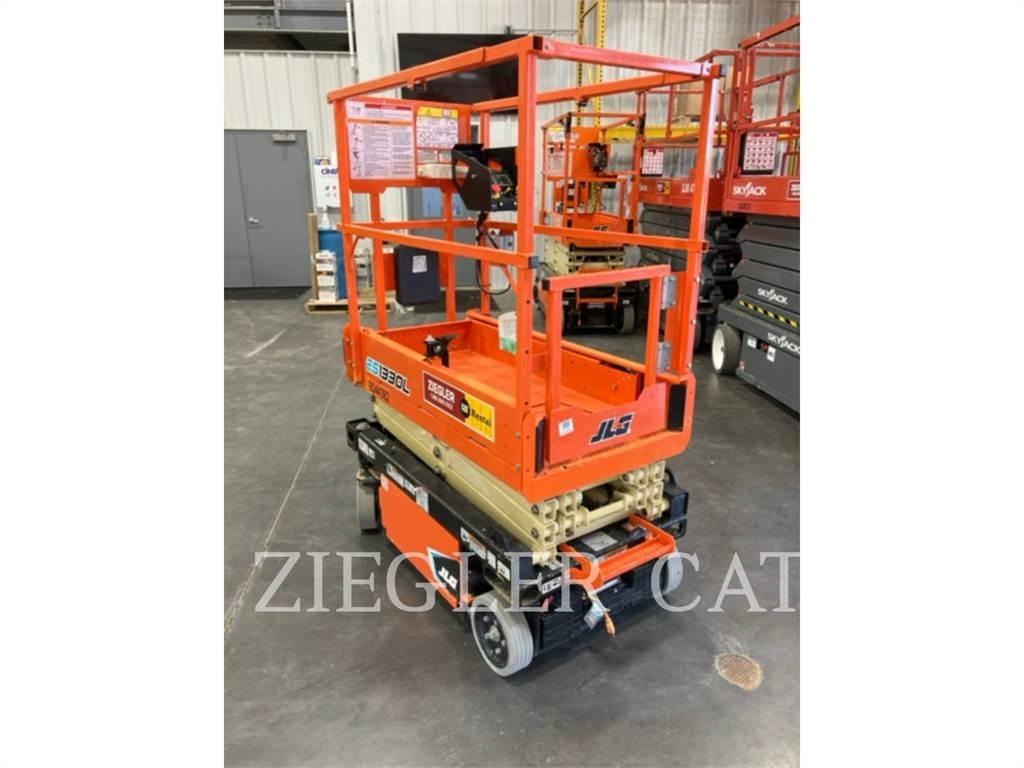 JLG ES1330L Škarjaste dvižne ploščadi