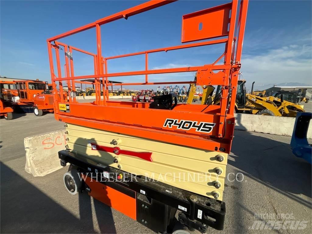JLG R4045 Škarjaste dvižne ploščadi