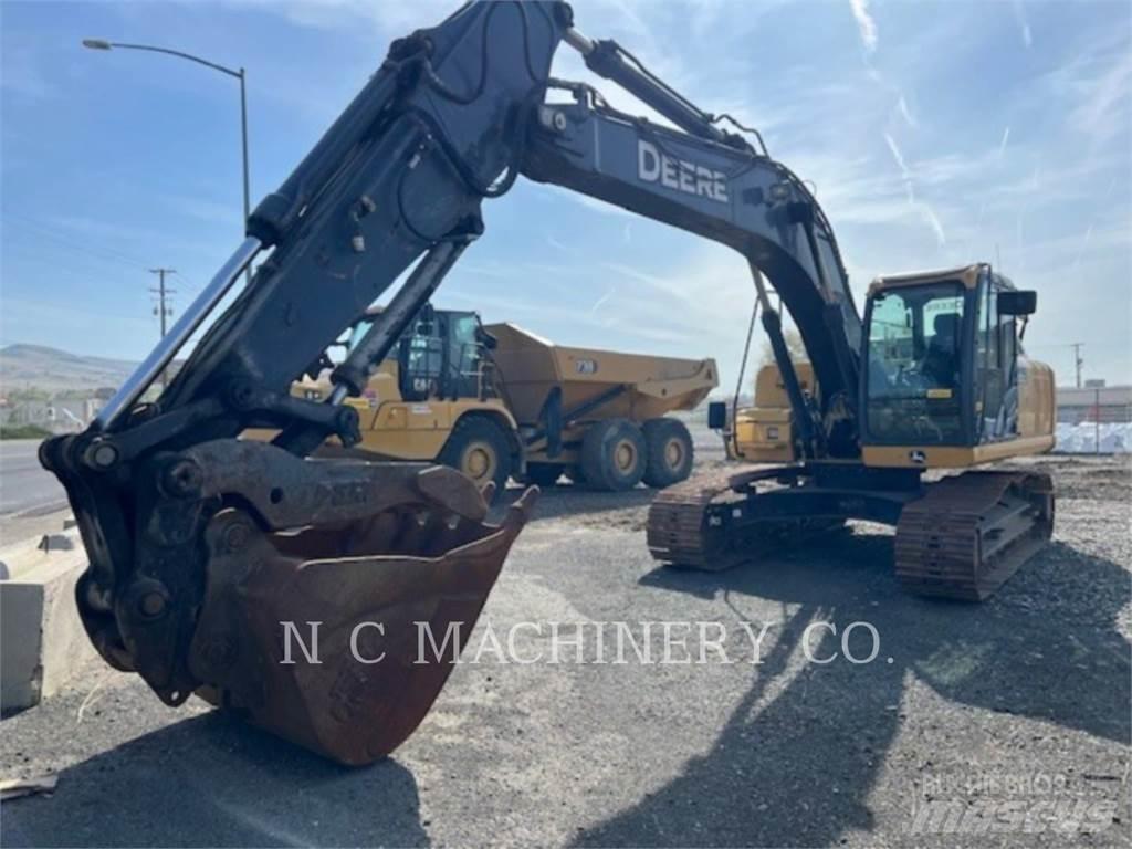 John Deere 210G Bagri goseničarji