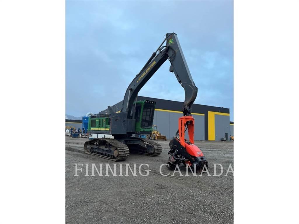 John Deere 2154G Bagri