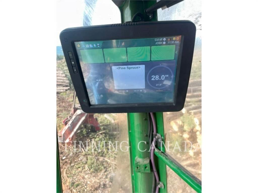 John Deere 2154G Bagri