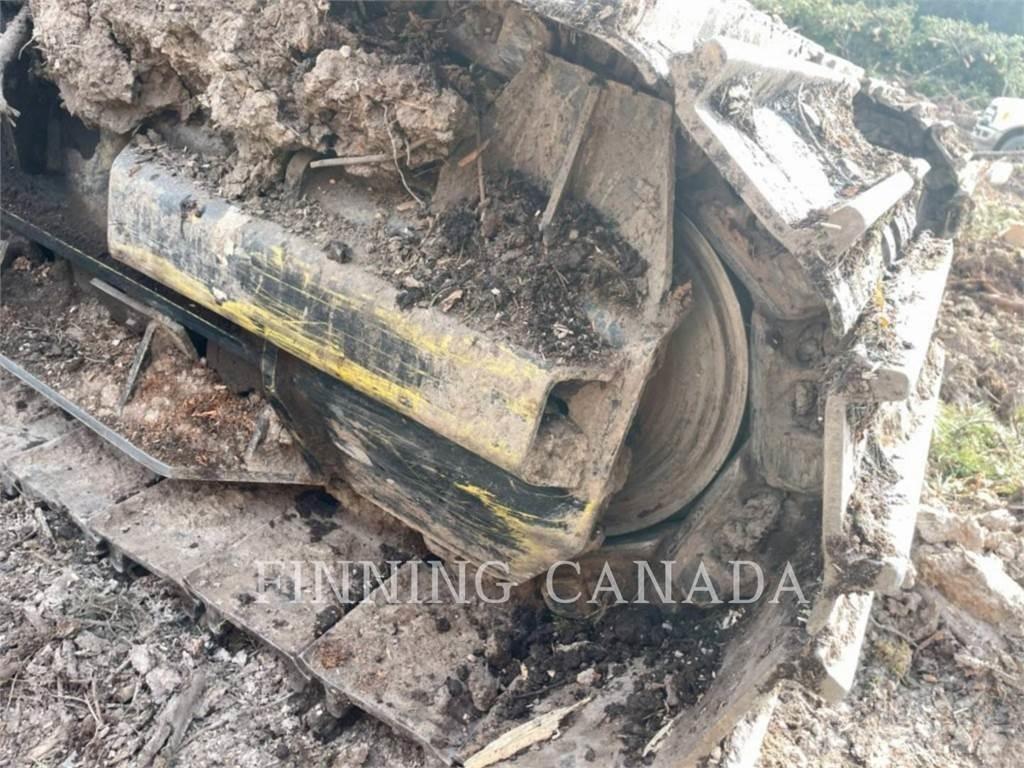 John Deere 2154G Bagri