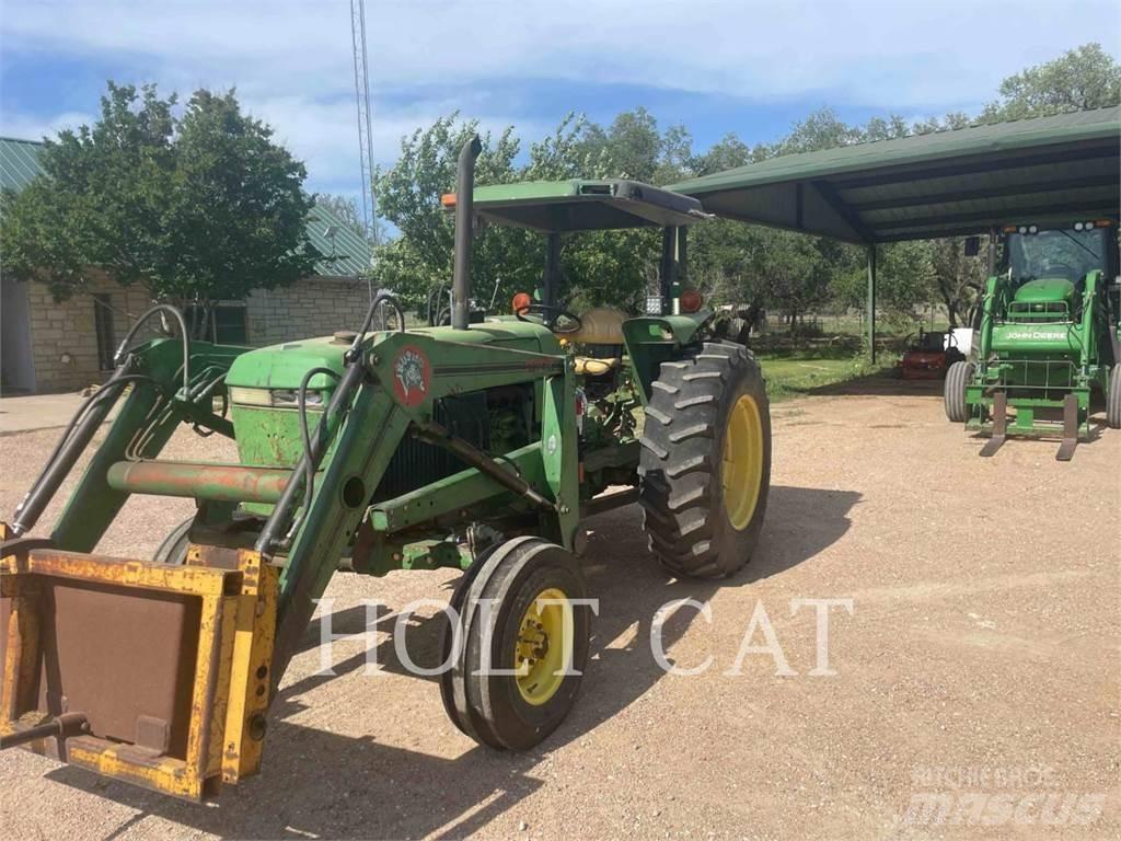 John Deere 2355 Traktorji