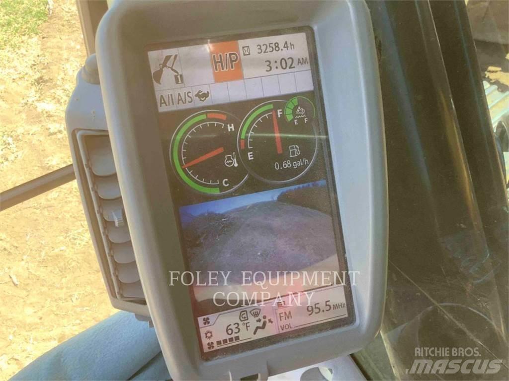 John Deere 250G Bagri goseničarji