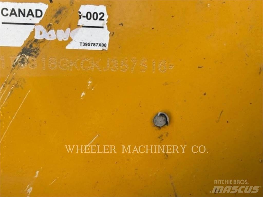 John Deere 318G SSL Skid steer mini nakladalci