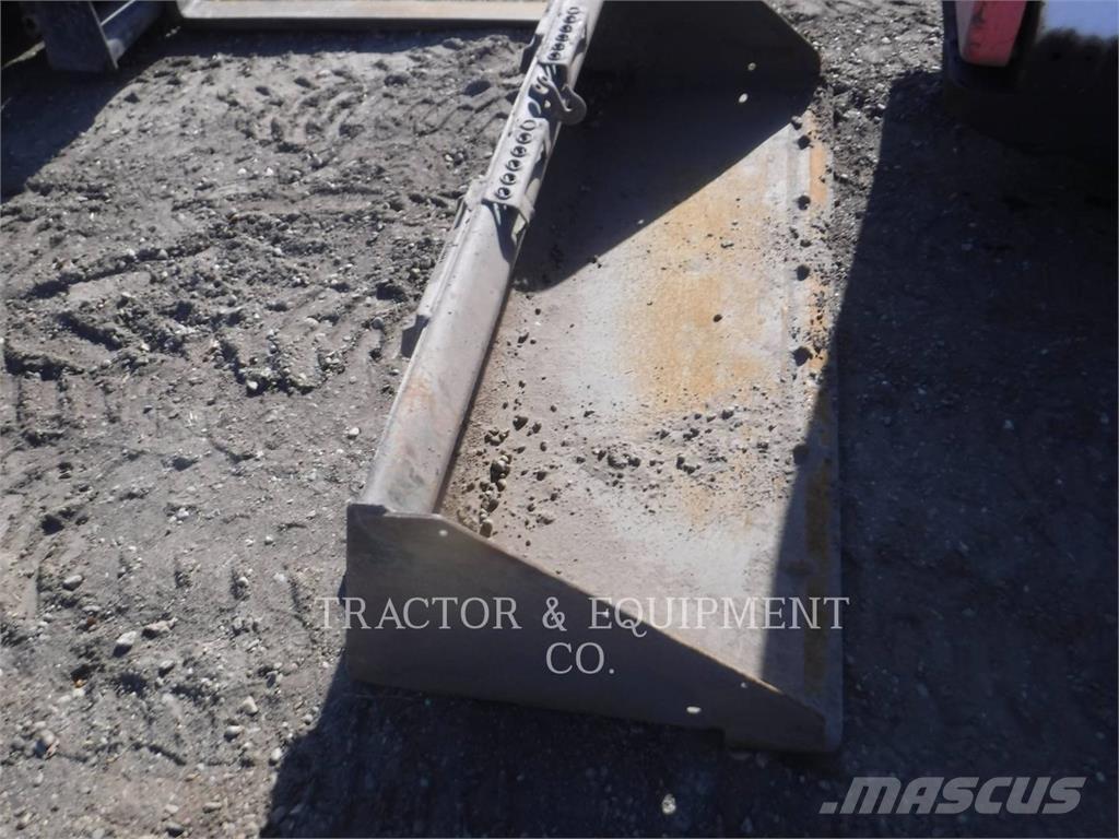 John Deere 320E Skid steer mini nakladalci