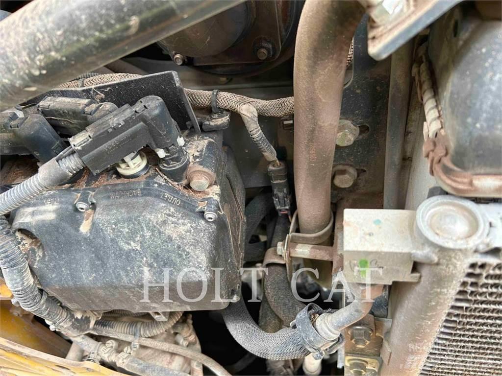 John Deere 333G Nakladalci goseničarji