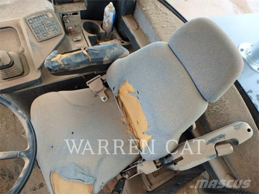 John Deere 544 Kolesni nakladalci