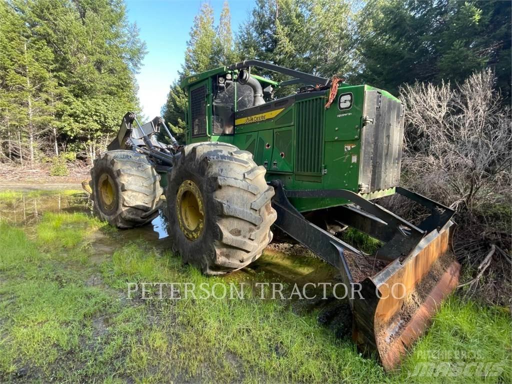 John Deere 648L Skiderji
