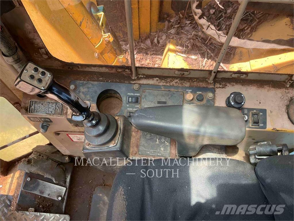 John Deere 653E Stroji za sečnjo dreves
