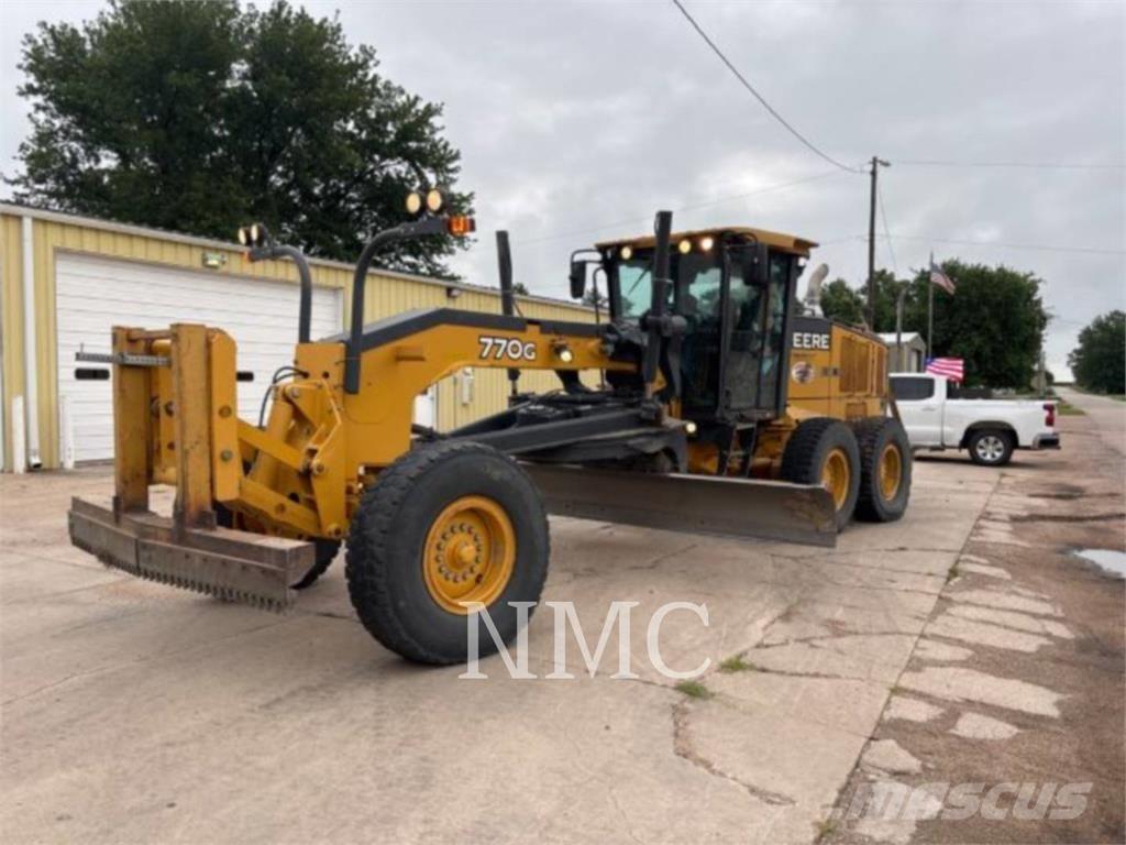 John Deere 770G_JD Grederji
