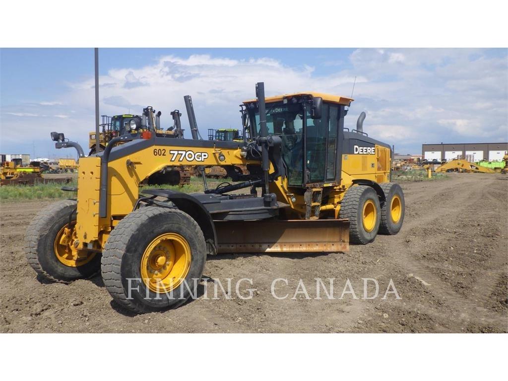 John Deere 770GP Grederji