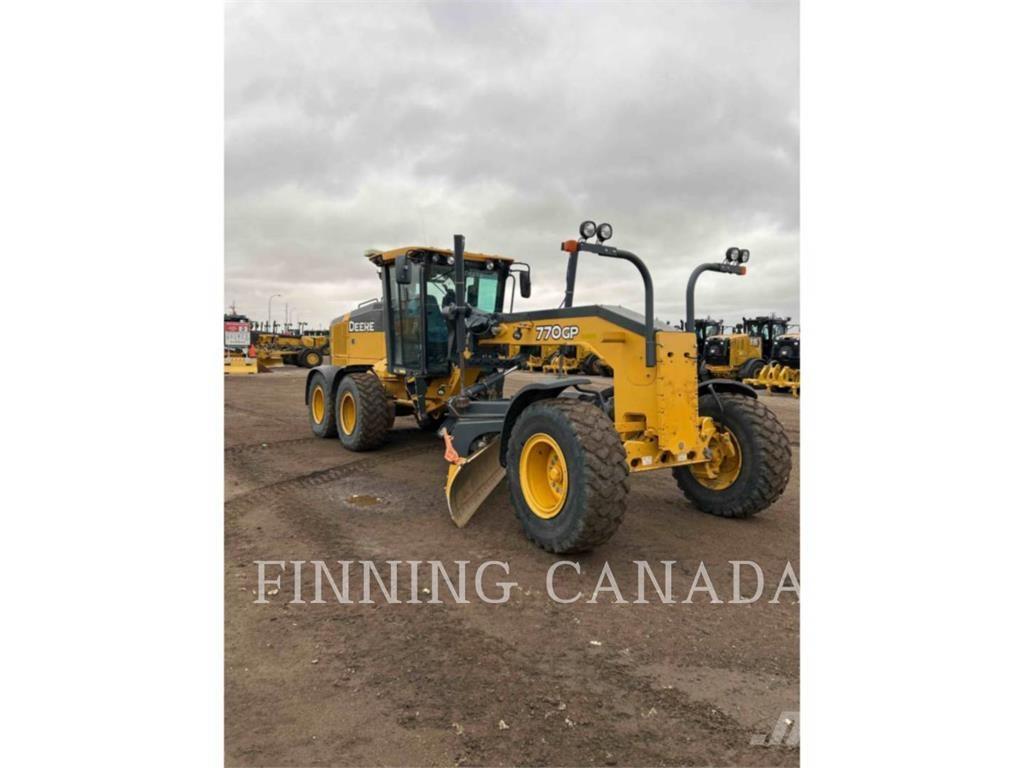 John Deere 770GP Grederji