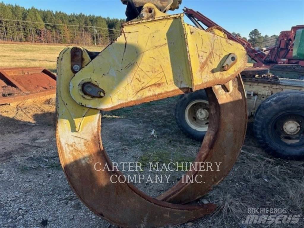 John Deere 848H Skiderji