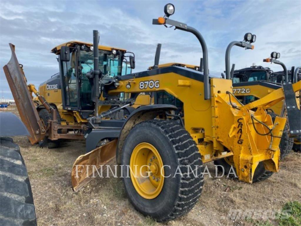 John Deere 870G Grederji