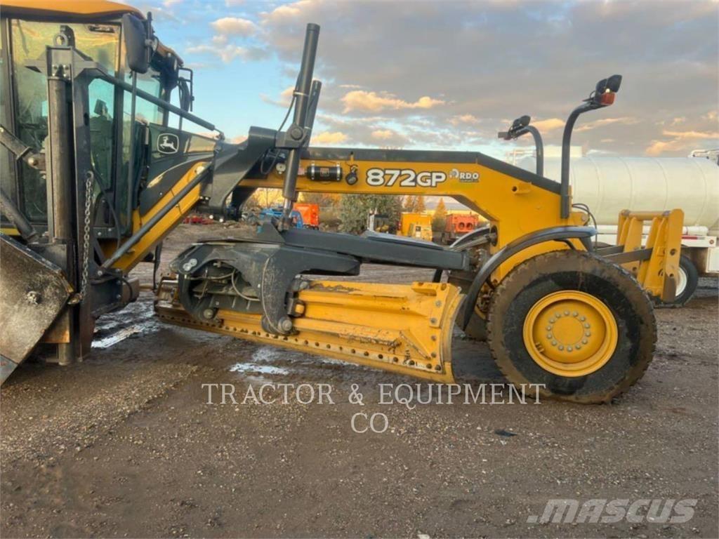 John Deere 872GP Grederji