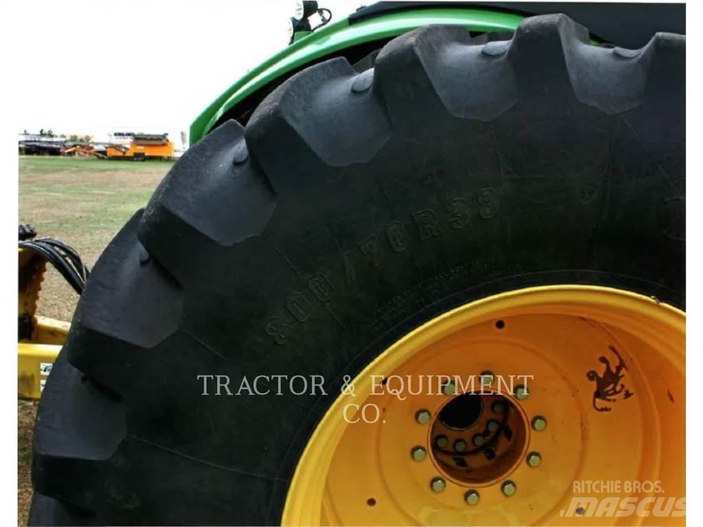 John Deere 9520R Traktorji