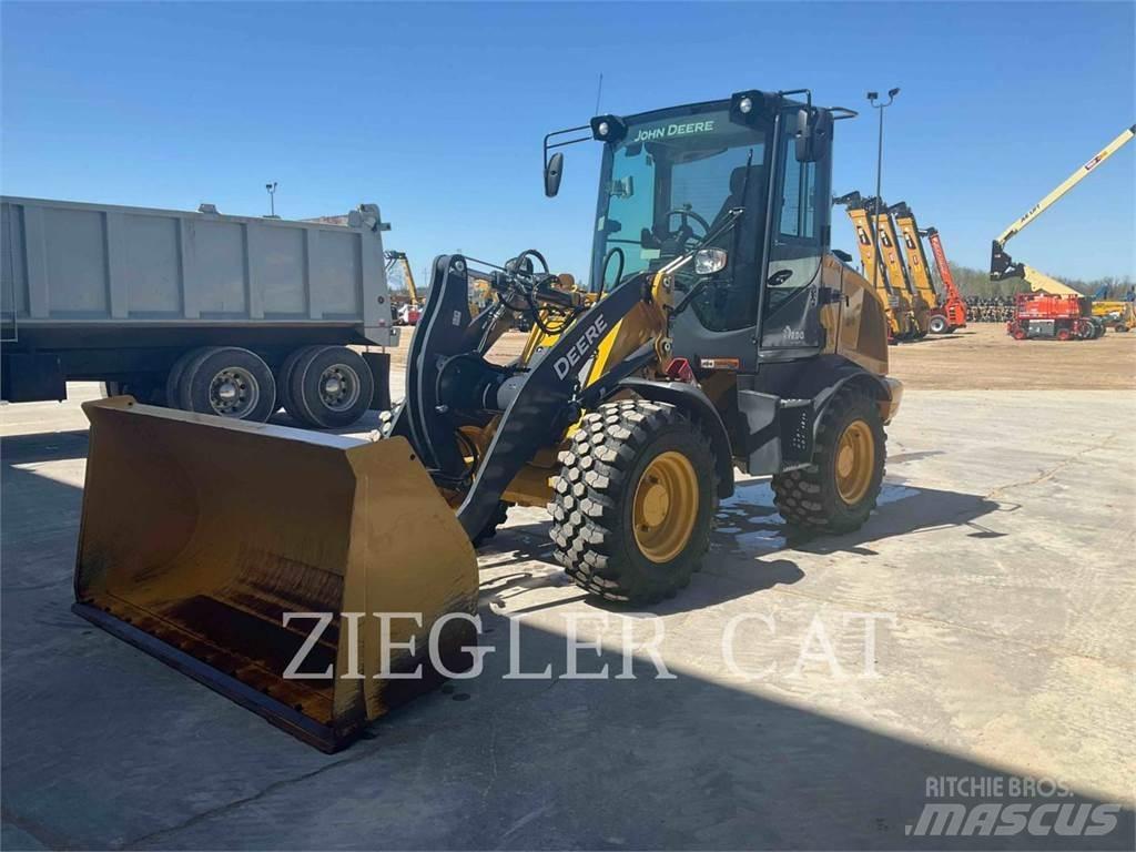 John Deere & CO. 244L Kolesni nakladalci