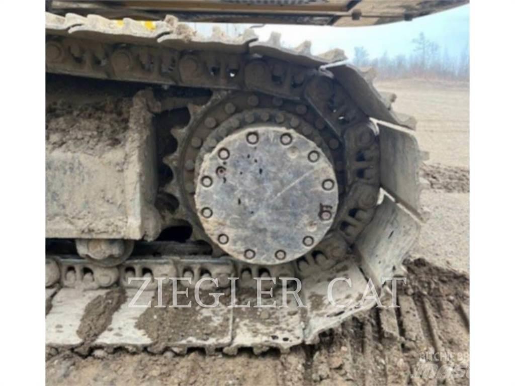John Deere & CO. 250GLC Bagri goseničarji