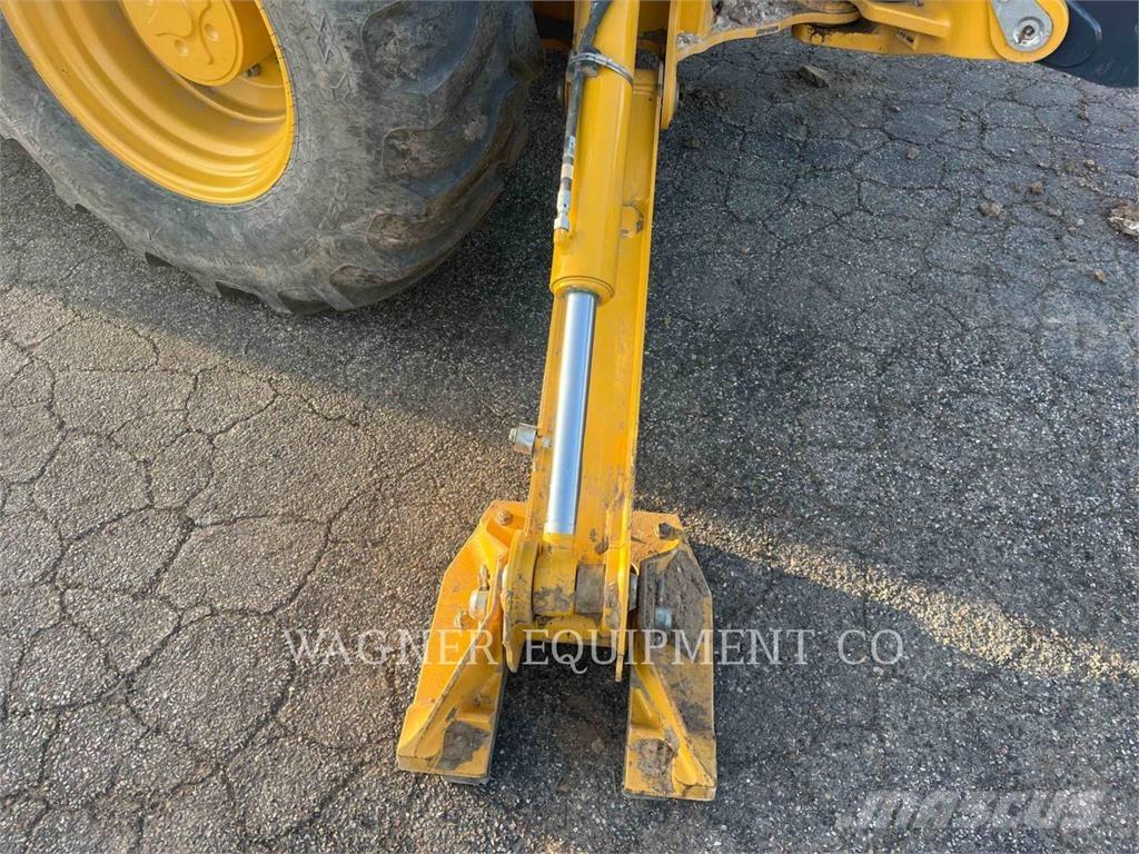 John Deere & CO. 320P Rovokopači