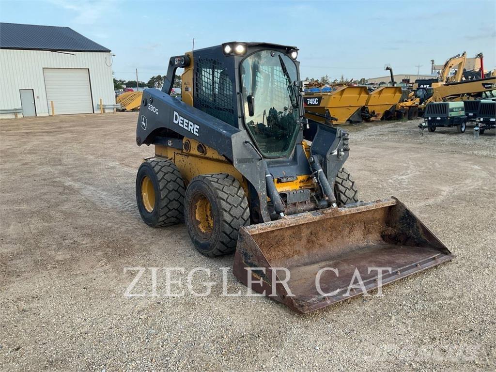 John Deere & CO. 330G Nakladalci goseničarji
