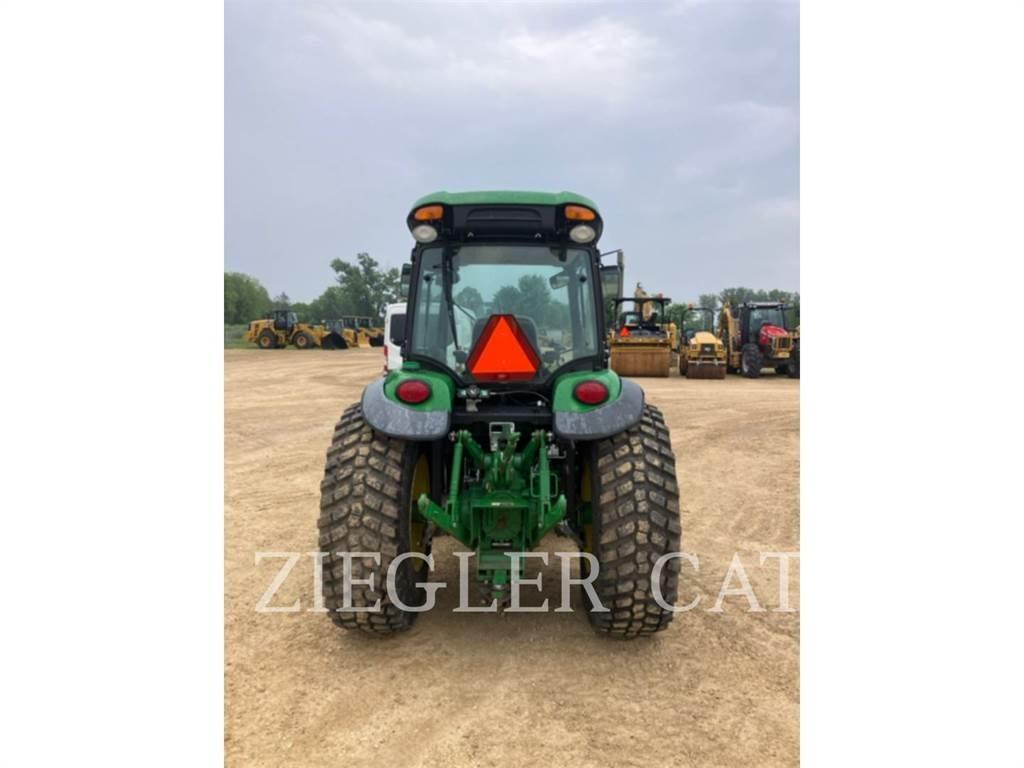John Deere & CO. 4066R Traktorji
