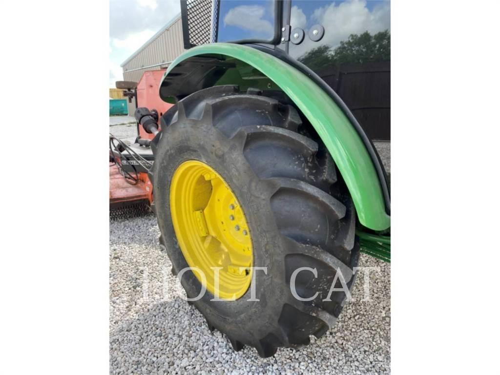 John Deere & CO. 5100E Traktorji