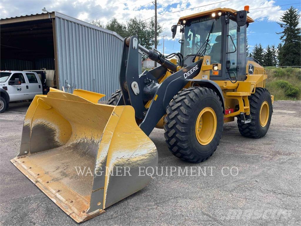 John Deere & CO. 544P Kolesni nakladalci