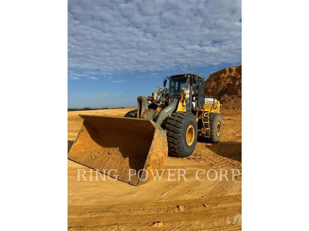 John Deere & CO. 744K Kolesni nakladalci