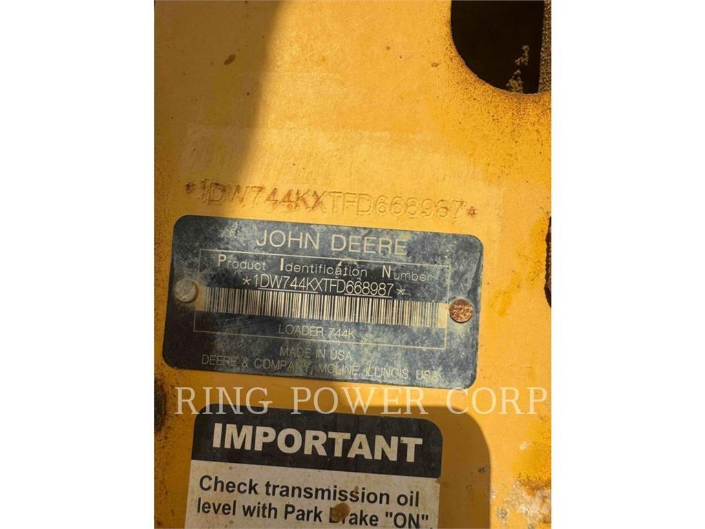 John Deere & CO. 744K Kolesni nakladalci