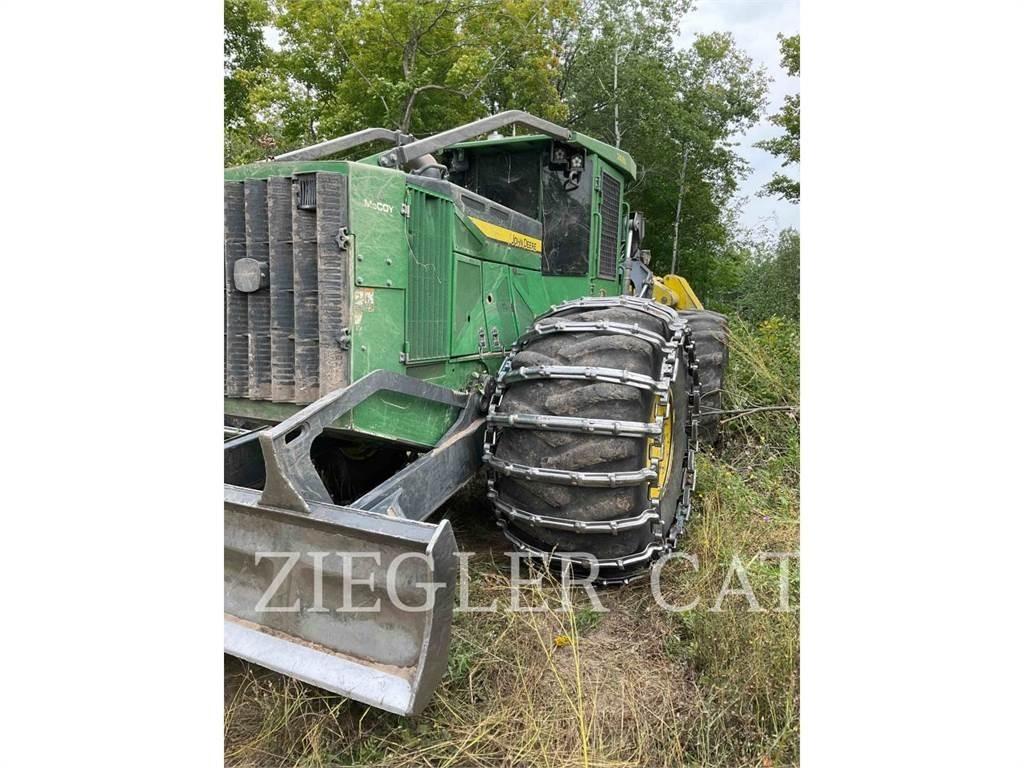 John Deere & CO. 748L Gozdarski traktorji