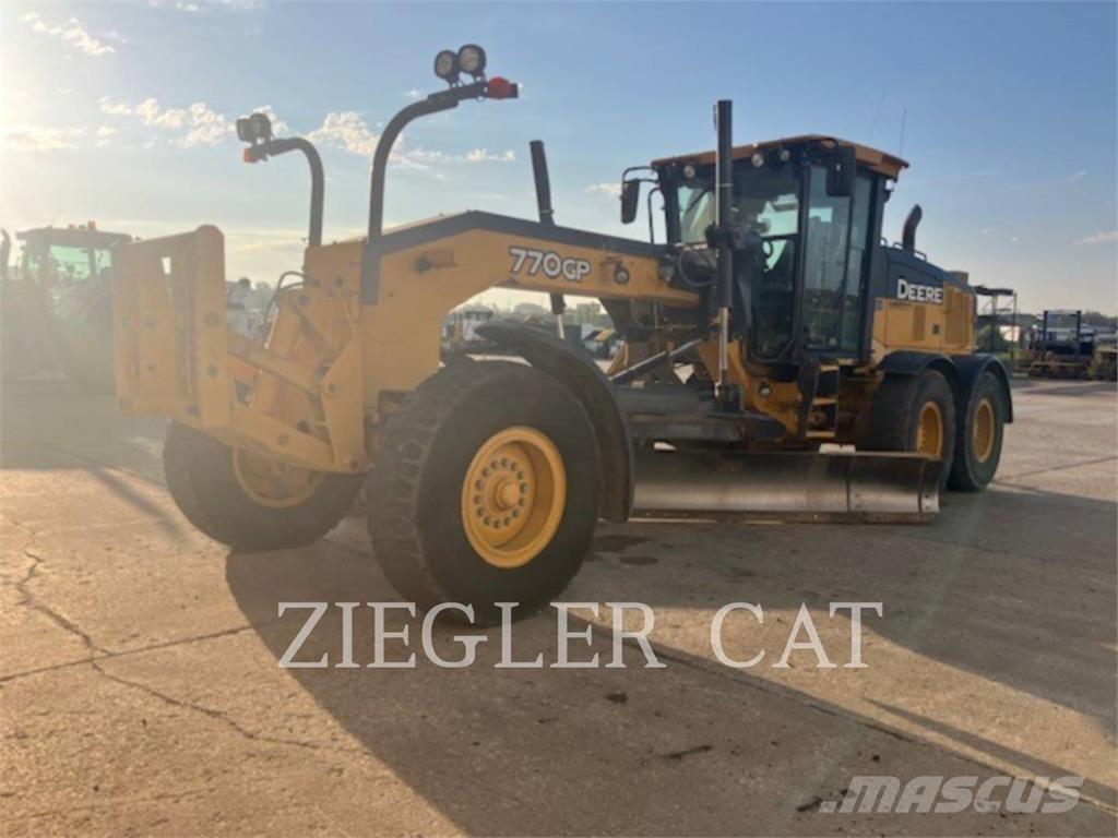 John Deere & CO. 770GP Grederji