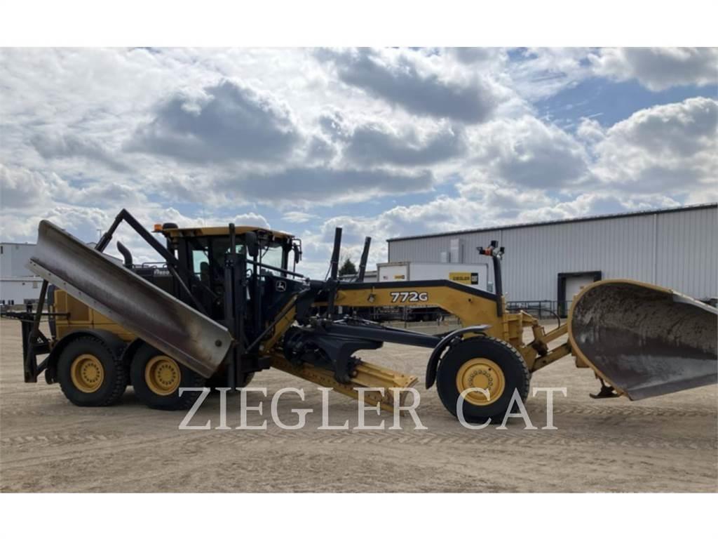 John Deere & CO. 772 G Grederji
