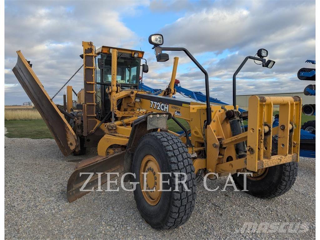 John Deere & CO. 772CH Grederji