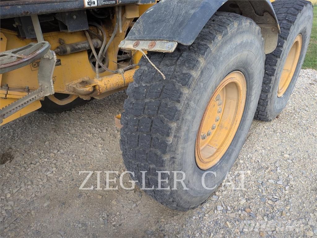 John Deere & CO. 772CH Grederji