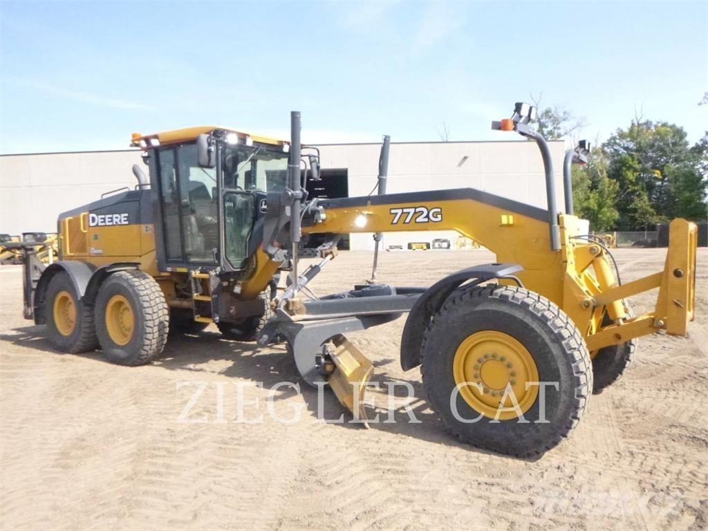 John Deere & CO. 772G Grederji