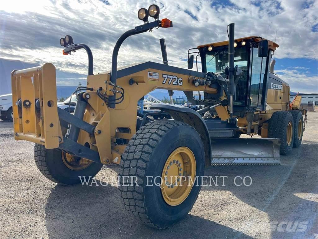 John Deere & CO. 772G AWD Grederji